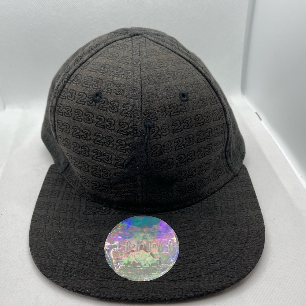 Air Jordan Youth Hat Kids 4 / 7 Fitted Cap Boys Black 23 Basketball